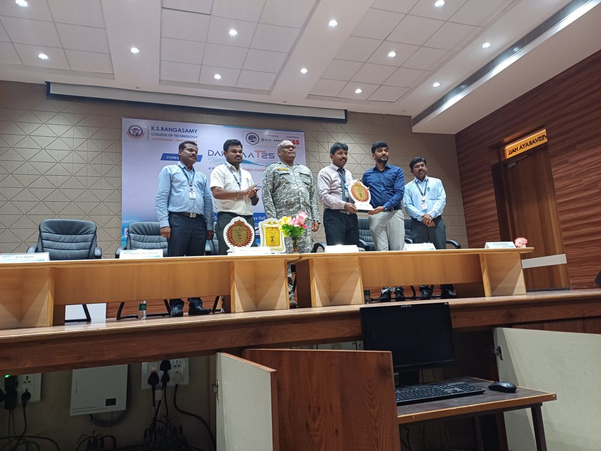Igniting Innovation: GUVI’s C2C Team Hosts a Power-Packed Hackathon at KSR College of Engineering 8 GUVI’s C2C Team Hosts Hackathon at KSR College of Engineering